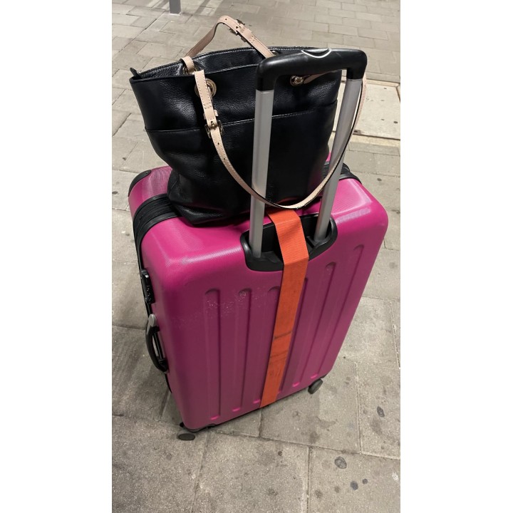Mein pinker Reisekoffer mit  Überraschungsinhalt